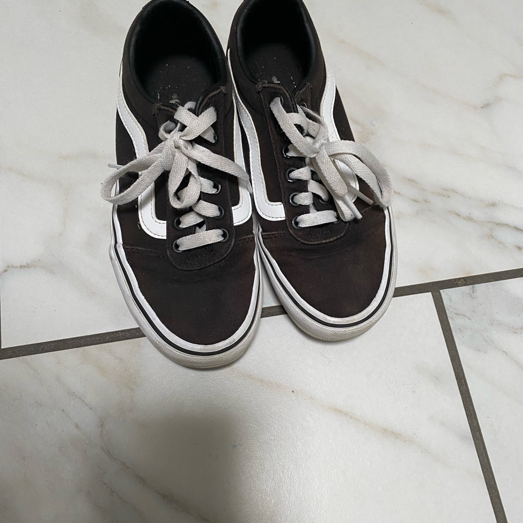Preowned Vans